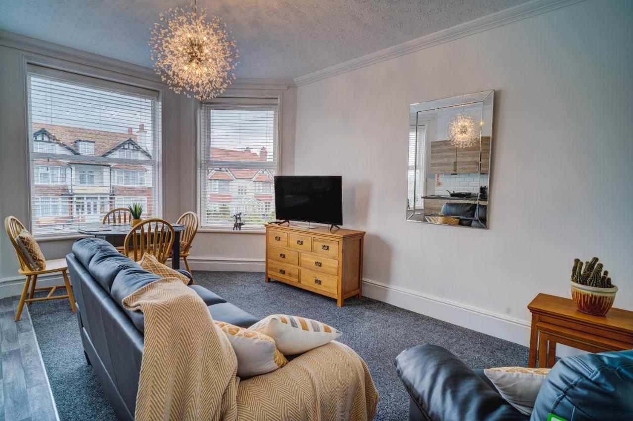 Beachmount Holiday Apartments Colwyn Bay Exteriér fotografie